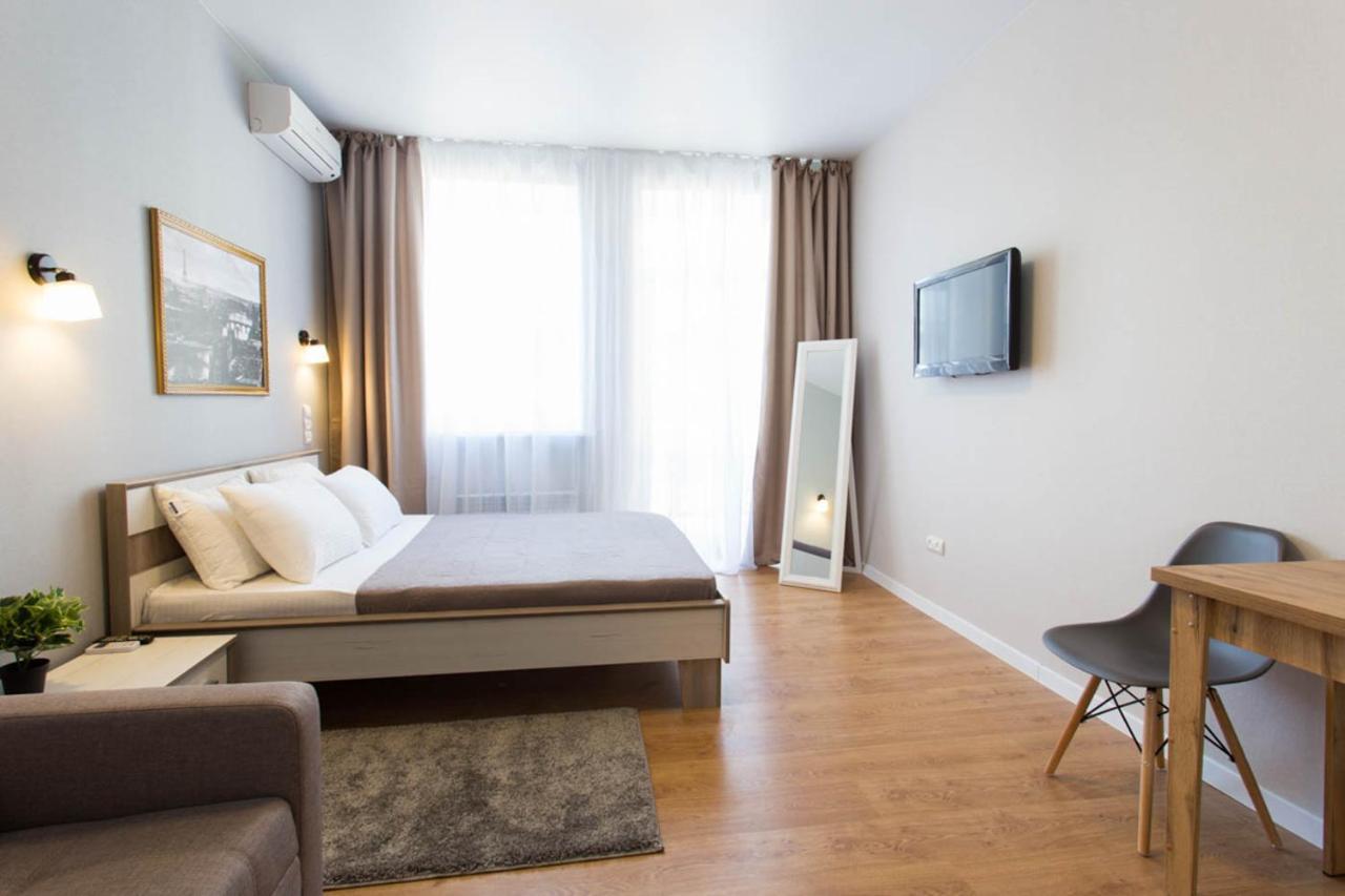 Cozy Apartment Beside Metro Yaroslava Mudroho, Universytet - Chernyshevska Str 95-6 카리프 외부 사진